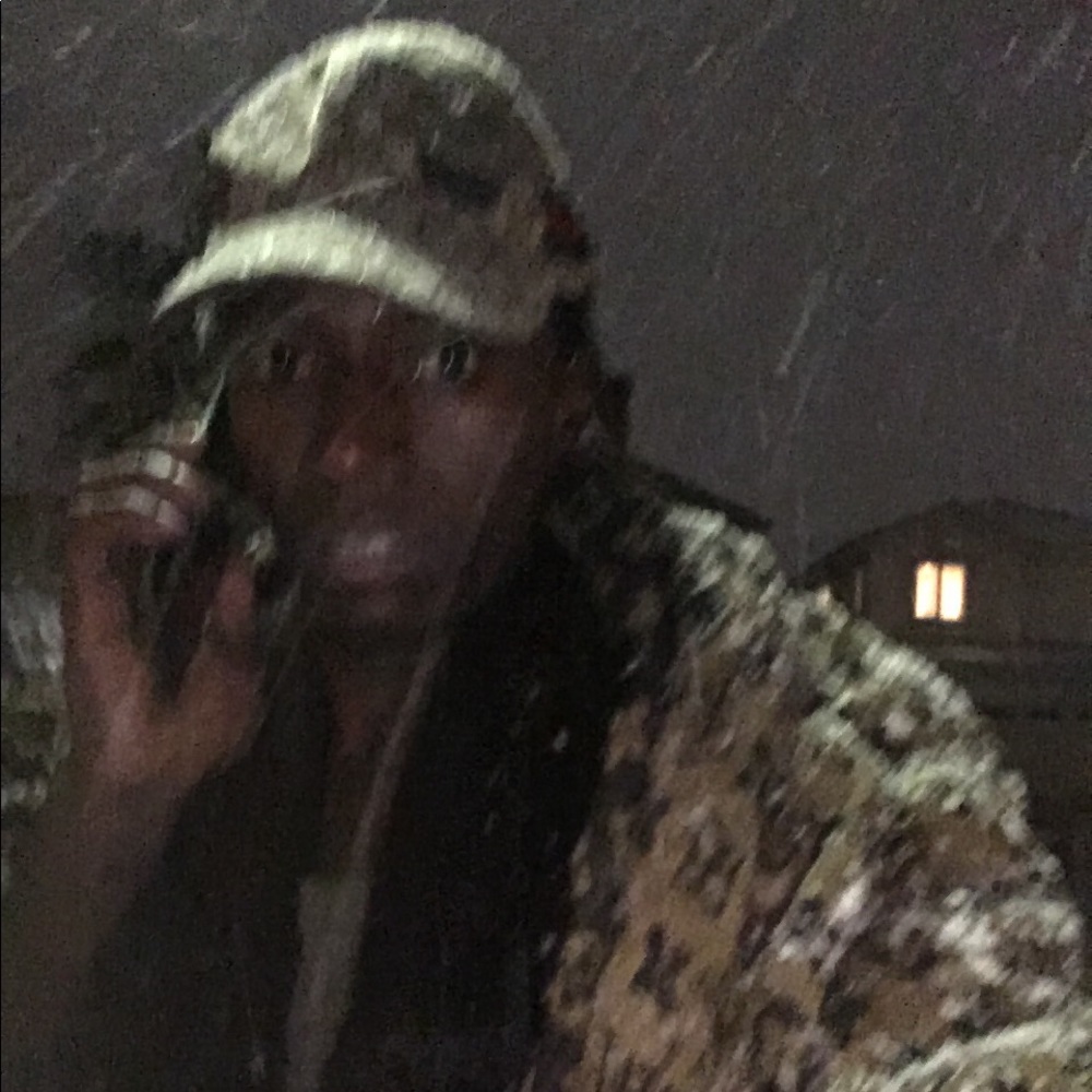 Meet your Posher, Tiewain